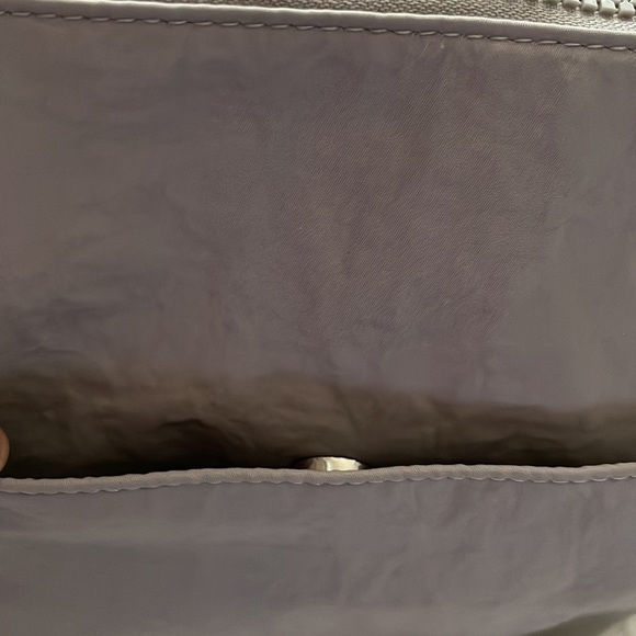 NWT shoulder bag - Picture 3 of 10